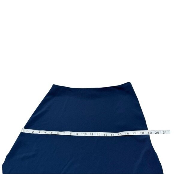 Akris Punto Navy Midi Skirt Size 6 – Stretchy Fabric with Side Slits - Picture 11 of 14